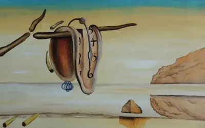 Płynące zegary, jakby namalowane przez samego **Salvadora Dalego**, wiszą na gałęzi. Surrealistyczny krajobraz z unoszącymi się skałami.